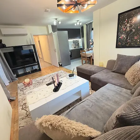 דירה New Cozy 3 Bedroom 90m2 סופיה